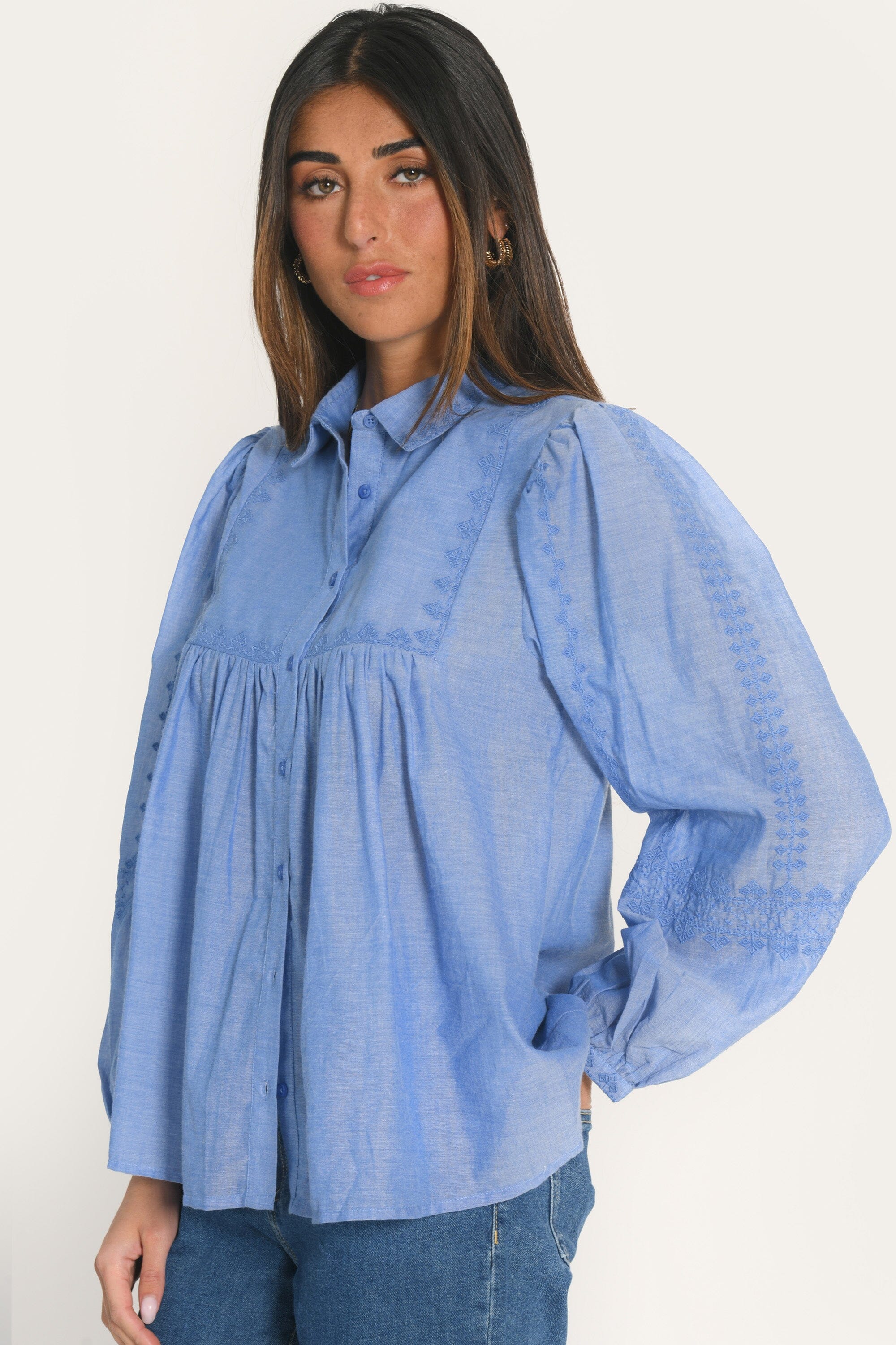 CHEMISIER BRODERIES - AICHA - CHAMBRAY - Image 3