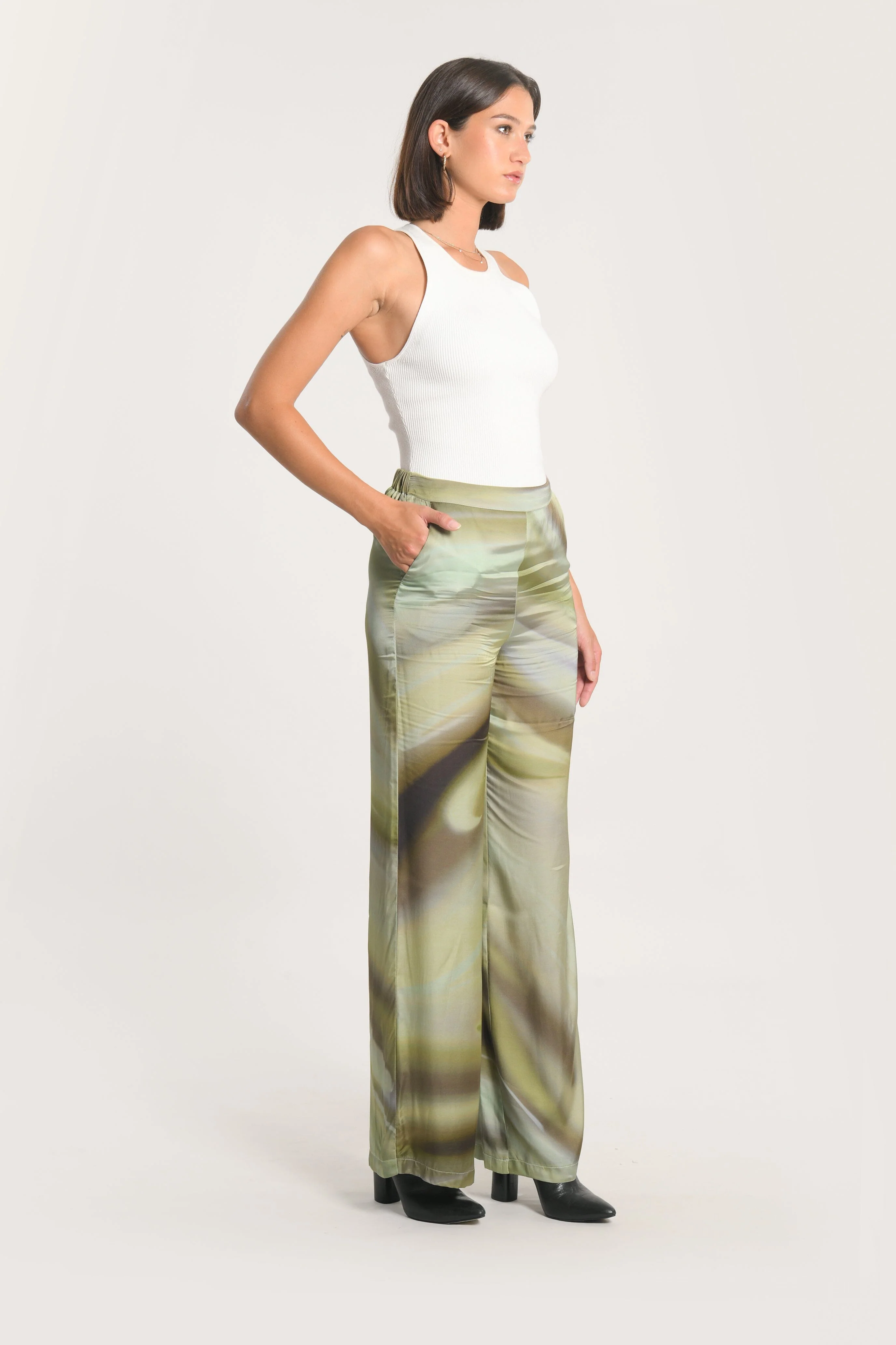 PANTALON NIKITA IMPRIMÉ 70s MULTI KAKI - Image 3