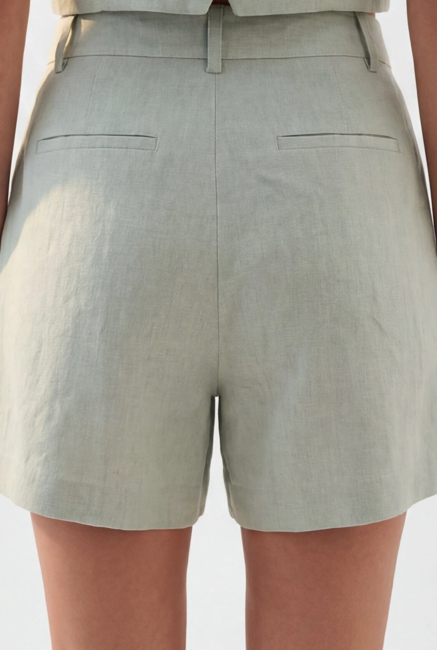 SHORT 100% LIN - CHELSEA - CELADON - Image 3